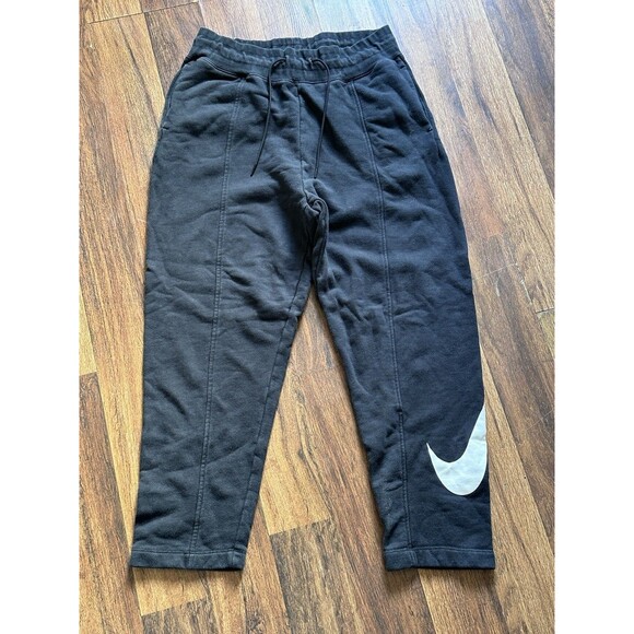 Nike Sweats Big Nike Swoosh Logo Size Medium Womens Black - Picture 1 of 3